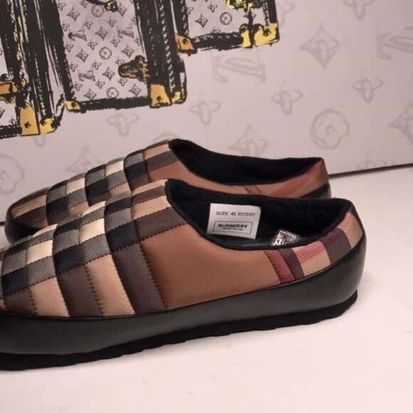 New Authentic Burberry Men’s Brown Birch Check Slippers & Clogs – Made in Italy - Picture 2 of 9
